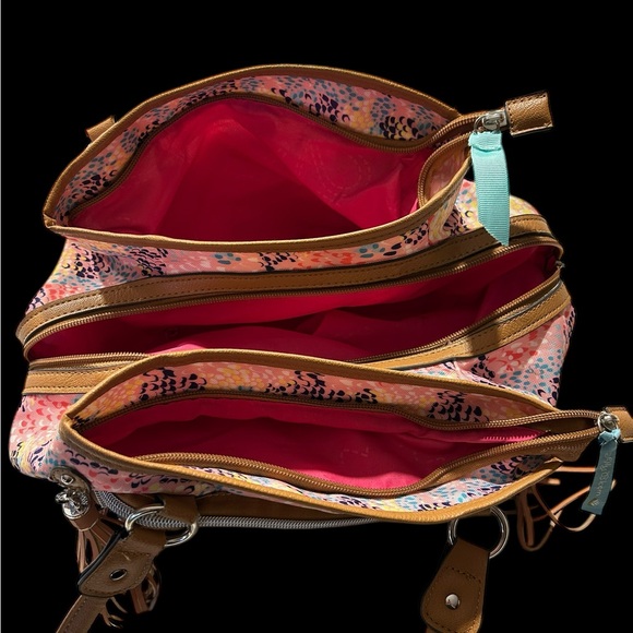 A very pretty pink and blue purse with bling and tassels - Picture 6 of 14